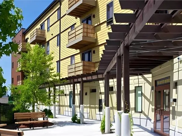 7 Memorial Rd, Somerville, MA 02145