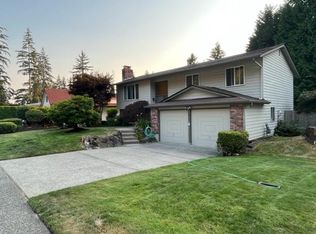 15619 119th Ave NE, Bothell, WA 98011