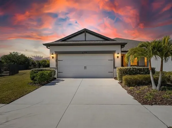 6204 Mooring Line Cir, Apollo Beach, FL 33572