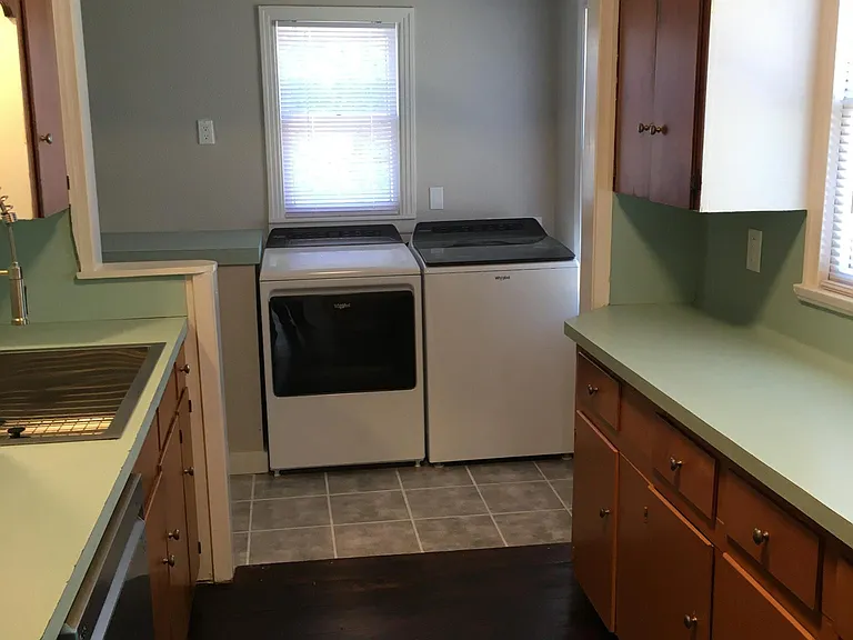 315 Cedar St — Photo 47