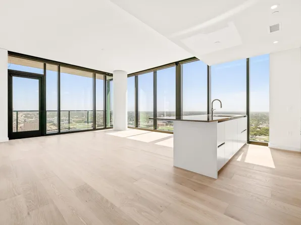 610 Davis St #2712, Austin, TX 78701