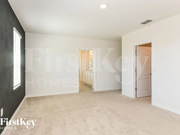 3345 Wellborn Dr — Photo 9