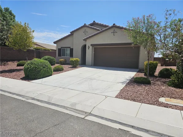 5641 E Alfano Ave, Pahrump, NV 89061