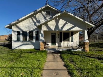 201 S College Dr, Keene, TX, 76059