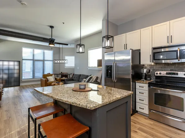 220 Cedar St APT 405, Lexington, KY 40508