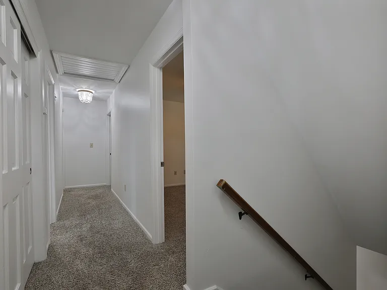 1086 Ravine Ridge Dr — Photo 32