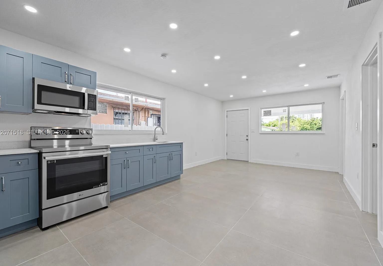 1849 Nw 16th St # 1 Miami, Fl 33125 — Photo 1