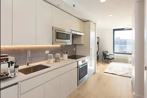 Rented by APT212 INC | media 4