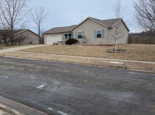 400 Prairie Ln, Fremont, IN 46737