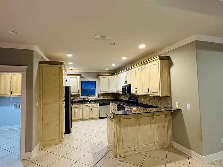 11257 La Palma St — Photo 12