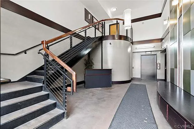 2 bed, 1100 sqft, $1,890 — Photo 3