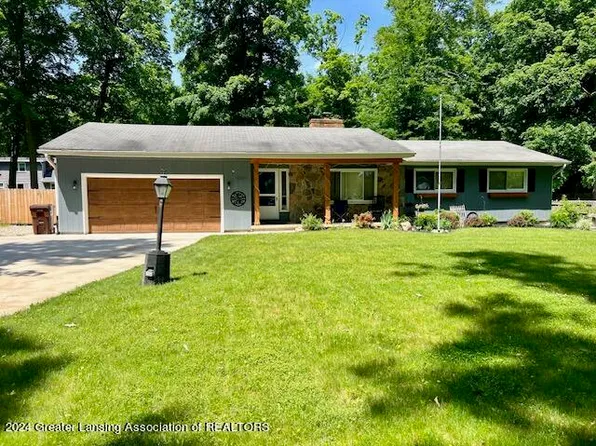 4864 Wilcox Rd, Holt, MI 48842