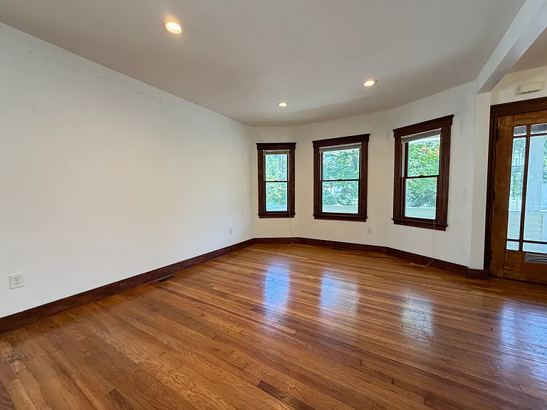 38 Chipman St #1 — Photo 8