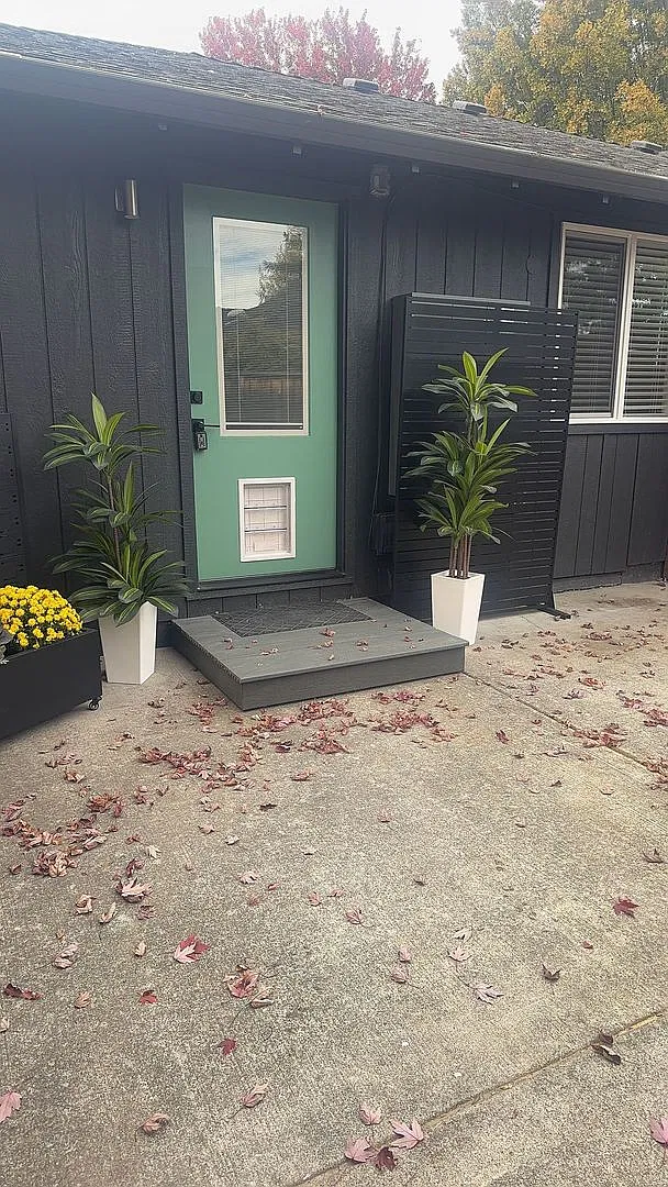 1 Bed 1 Bath ADU House — Photo 1