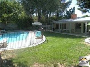 24044 Califa St, Woodland Hills, CA 91367