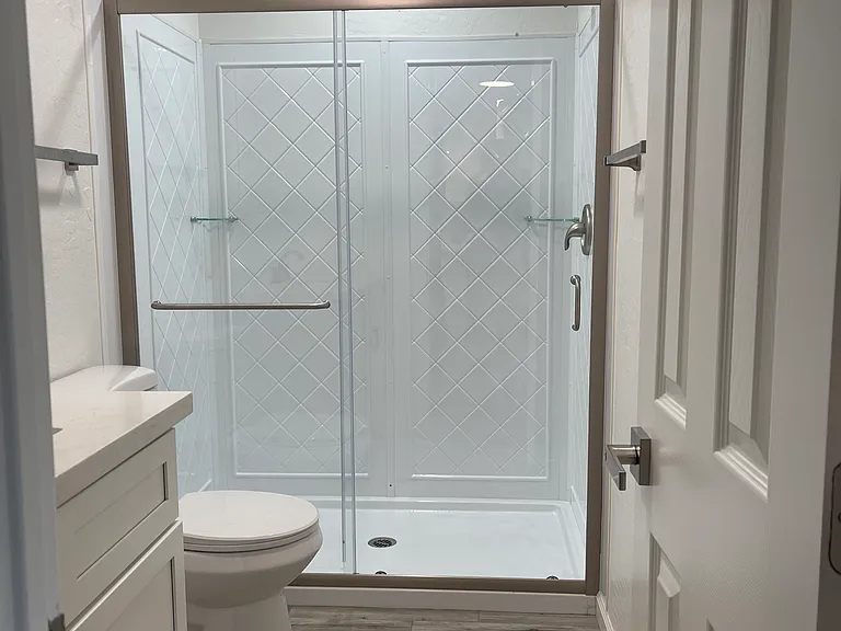 3120 W Surrey Ave — Photo 9