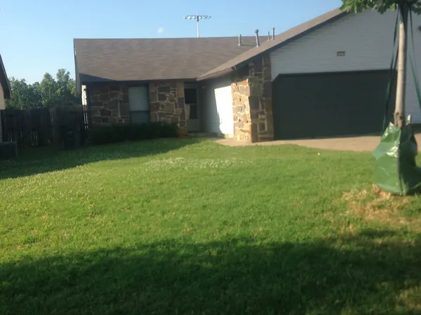 1825 E 66th St S, Tulsa, OK 74136