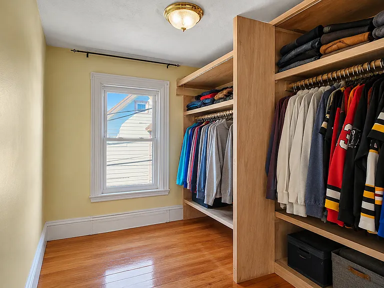 27 Franklin Ave — Photo 13