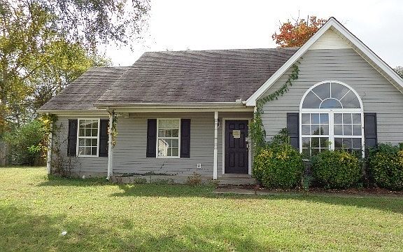 2nd image of 464 Dorchester Dr
