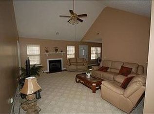 2013 Rhodes Ln, Florence, SC 29505