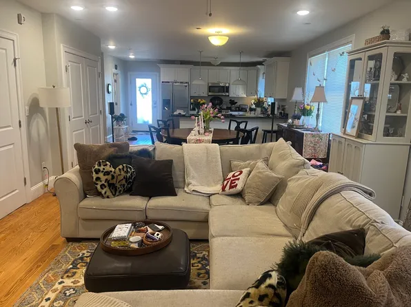 45 Spring St #11, West Roxbury, MA 02132