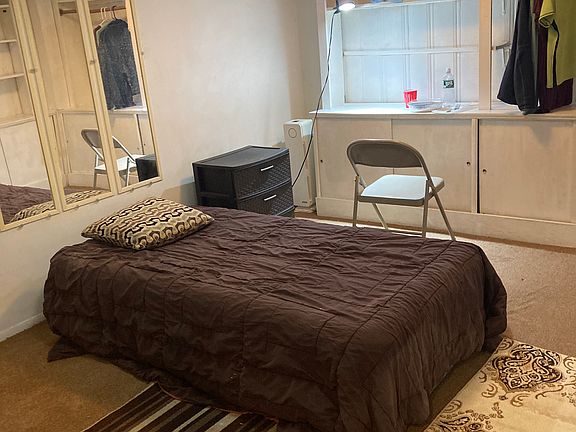 Twin, bed mirror, wall, multipurpose clothing unit