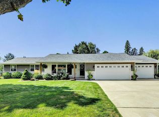 1089 Orlando Dr, Green Bay, WI 54304