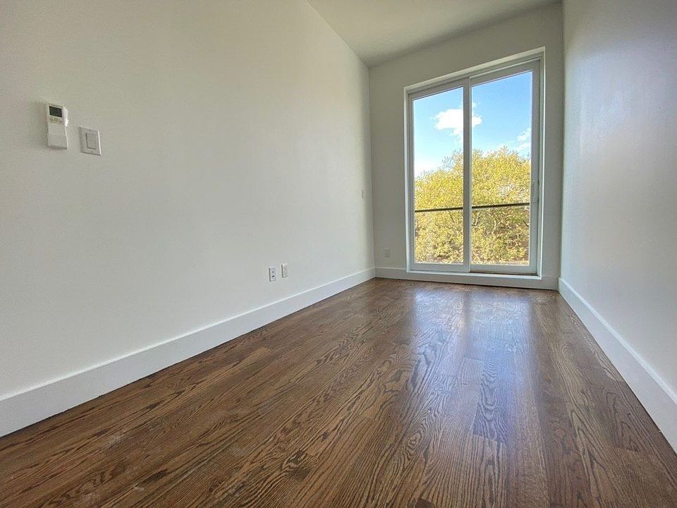 1st image of 196 Scholes St #4F