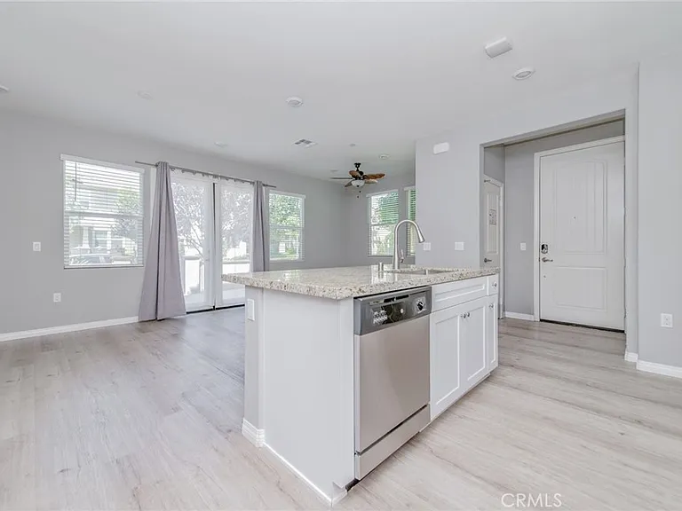 16039 Voyager Ave — Photo 12