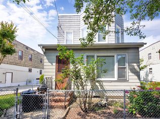 67-07 52nd Rd, Maspeth, NY 11378