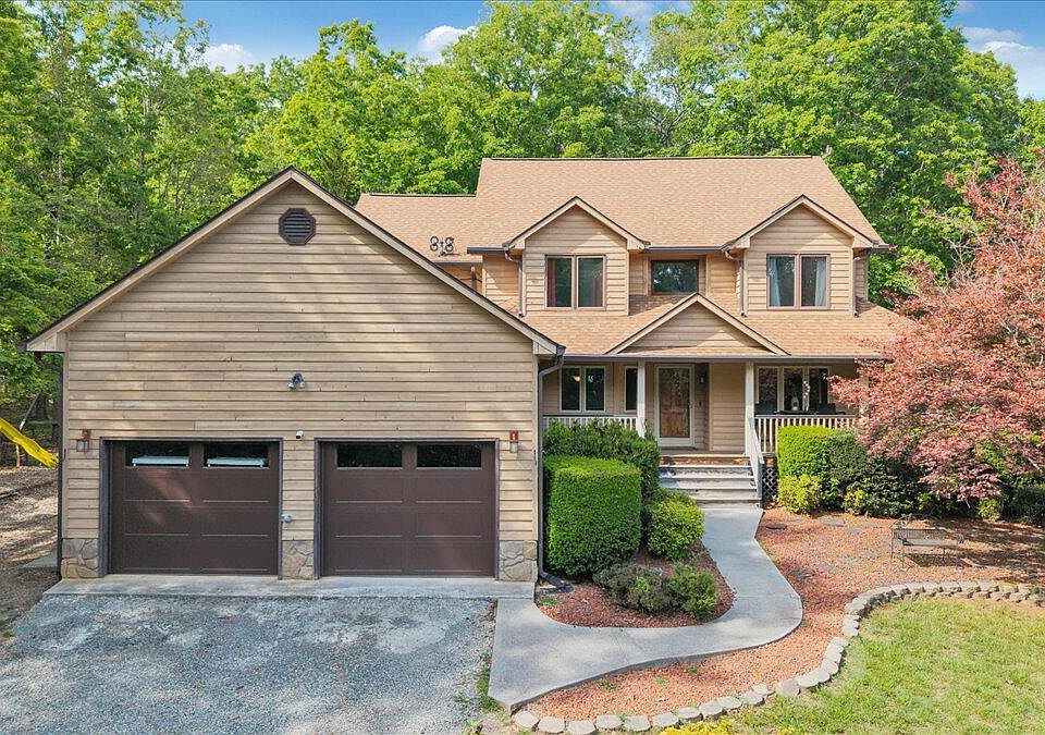 1st image of 3490 Pine Dr