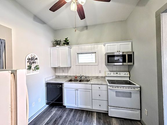 Brand new kitchen!