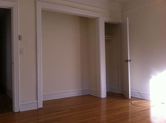 1st image of 4707 39th St APT 15d