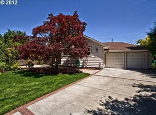 4106 SW Nehalem Ct, Portland, OR 97239