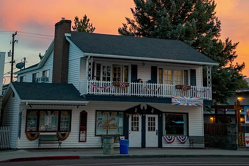 323 Main St #A Photo 1
