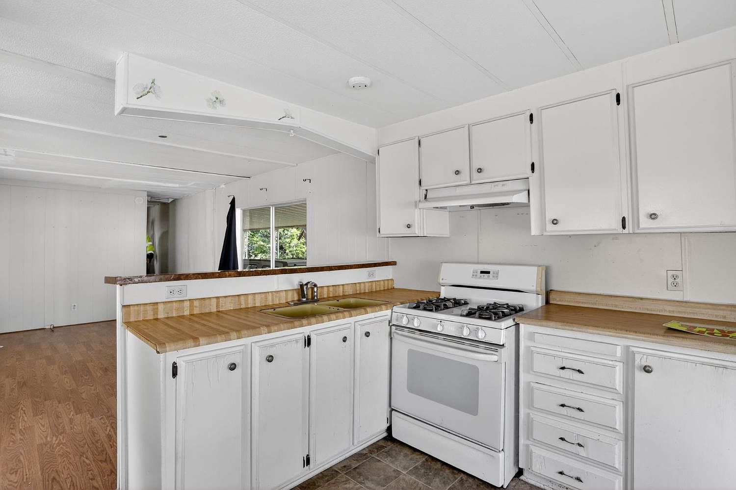 4495 Neenah Trl, Redding, CA 96003 | MLS #226049427 | Zillow