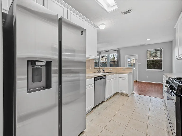8912 Elm Drake Ln — Photo 12