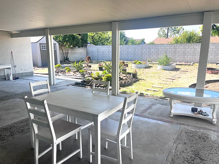 20723 Northampton St — Photo 13