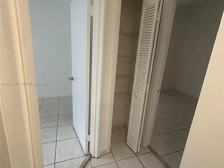 6804 SW 37th St #11 — Photo 18