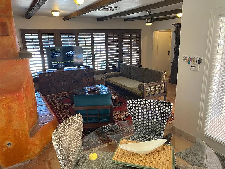 La Casa — Photo 22