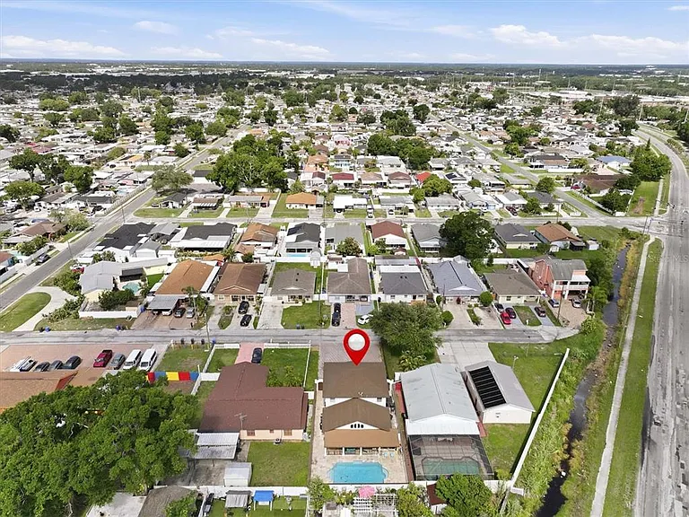6611 N Hale Ave — Photo 46