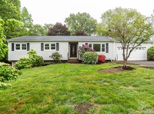 85 Randall Dr, Trumbull, CT 06611