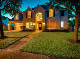 6006 Springbrook Ct, Sugar Land, TX 77479