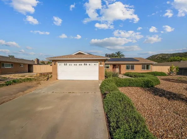 16311 Arena Dr, Ramona, CA 92065