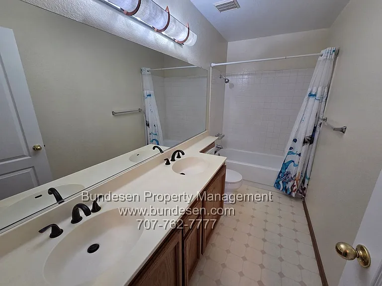 7453 Maximillian Pl — Photo 18