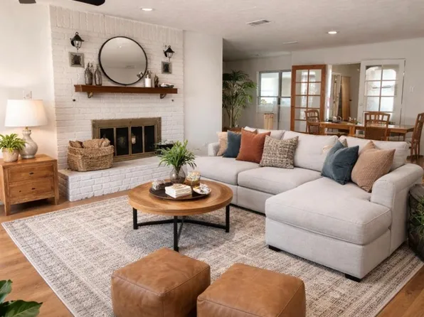 143 Hollyvale Dr, Houston, TX 77060