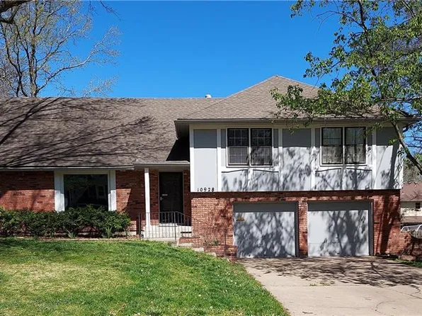 10928 W 100th Ter, Overland Park, KS 66214
