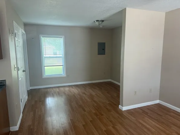 1710 S Main St, Jacksonville, IL