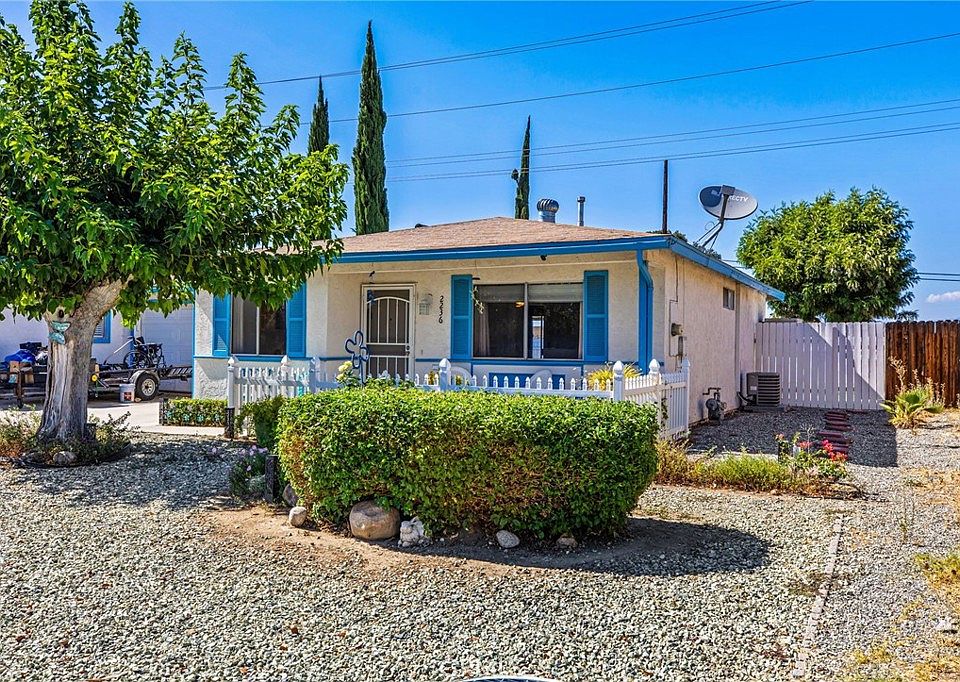 1st image of 2236 San Padre Ave