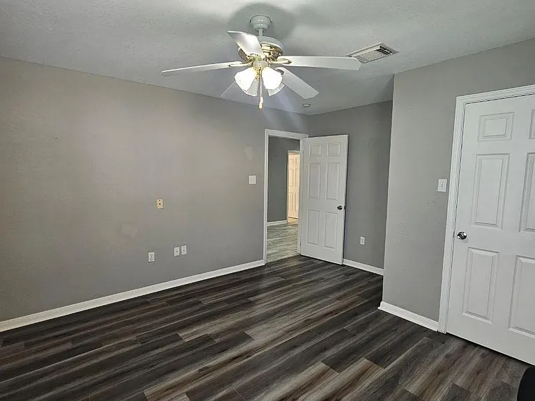 7201 Breen Dr — Photo 9